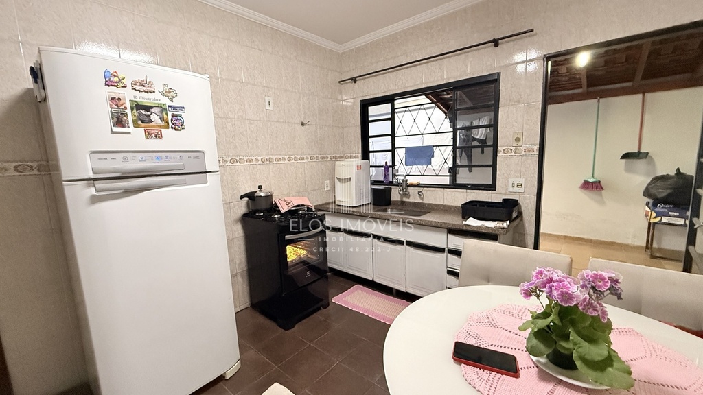residential-/-home-2-quartos-121m2-jardim-residencial-victorio-lucato-limeira-sp