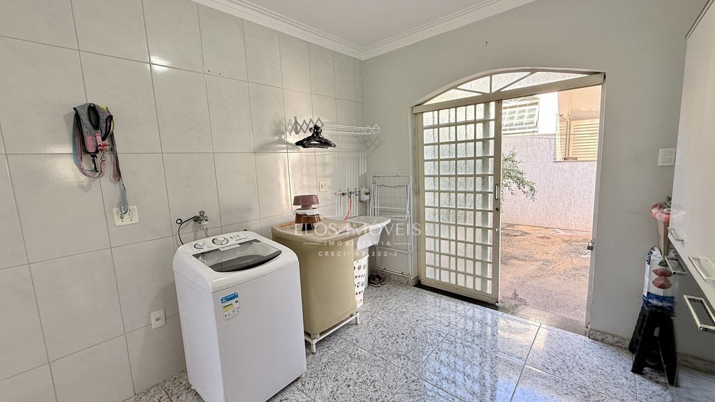 residential-/-sobrado-5-quartos-298m2-jardim-nova-europa-limeira-sp