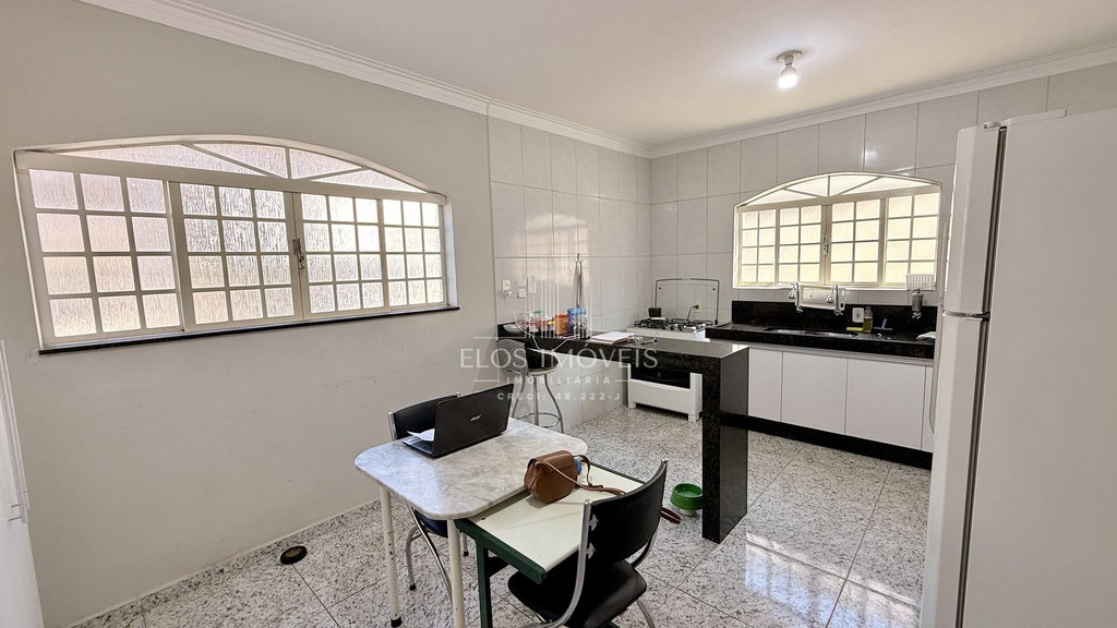 residential-/-sobrado-5-quartos-298m2-jardim-nova-europa-limeira-sp